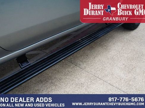 Used 2024 GMC Sierra 2500 AT4X AWD/4WD image 25
