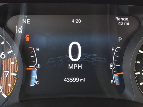 Used 2022 Jeep Compass Latitude w/ Convenience Group FWD image 23