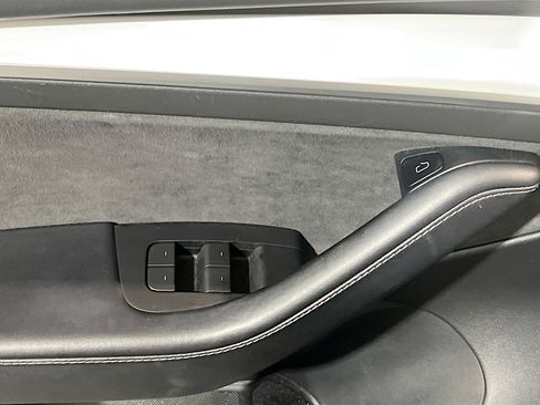 Used 2021 Tesla Model 3 Long Range image 14