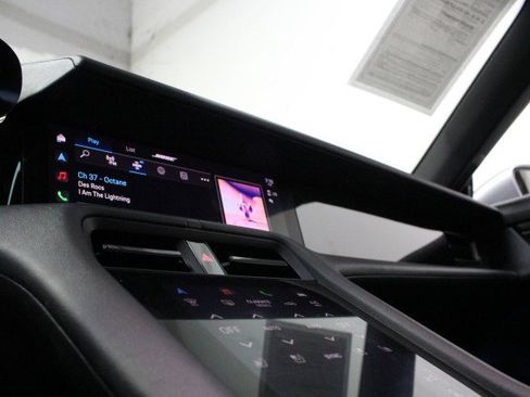 Used 2021 Porsche Taycan 4S w/ Premium Package image 15