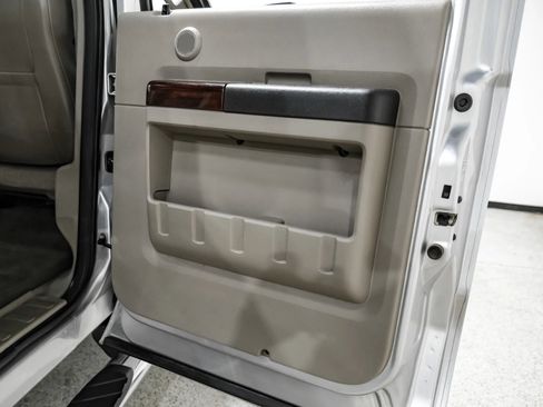 Used 2010 Ford F250 Lariat AWD/4WD image 43