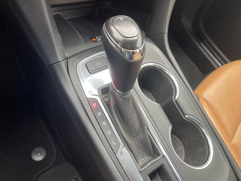 Used 2019 Chevrolet Equinox Premier image 23