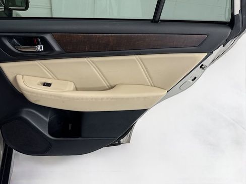 Used 2019 Subaru Outback 2.5i Limited AWD/4WD image 26