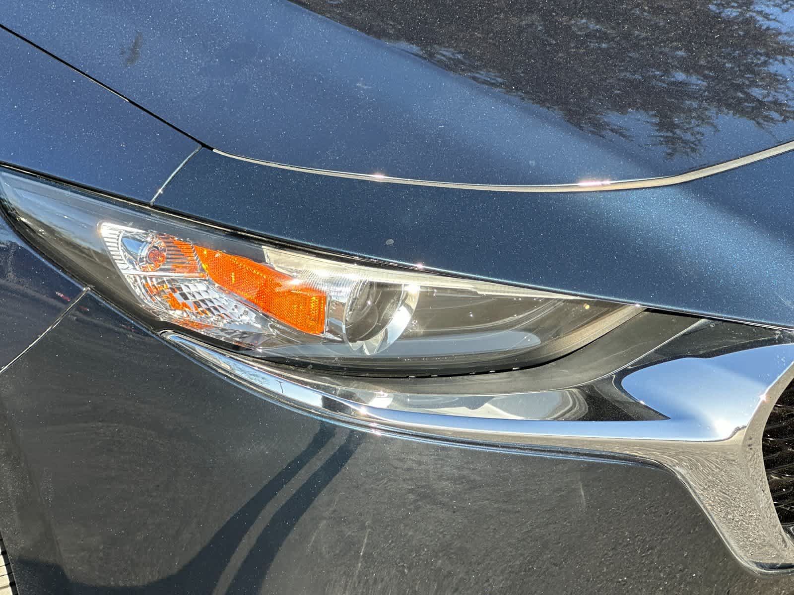 Used 2019 MAZDA MAZDA3 Sedan w/ Preferred Package FWD image 27