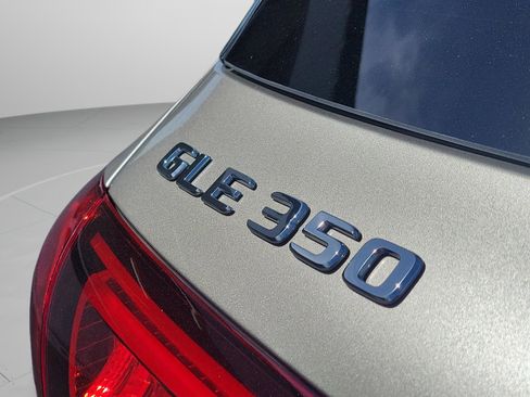 Used 2021 Mercedes-Benz GLE 350 4MATIC image 31