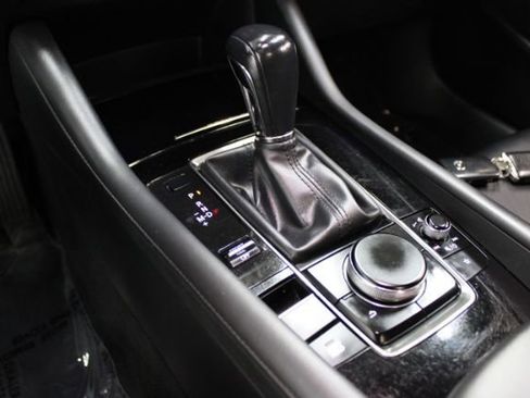 Used 2019 MAZDA MAZDA3 AWD Hatchback image 15