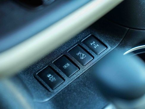 Used 2019 Toyota Highlander Limited image 43