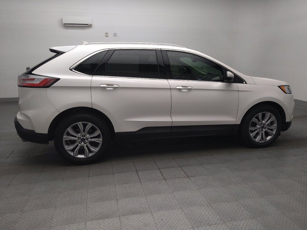 Used 2019 Ford Edge Titanium FWD image 10