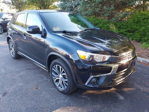 Used 2017 Mitsubishi Outlander Sport LE FWD image 3