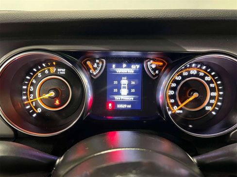 Used 2022 Jeep Gladiator Sport image 24