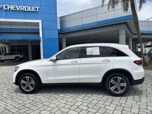 Used 2022 Mercedes-Benz GLC 300 4MATIC w/ Multimedia Package Lite image 37