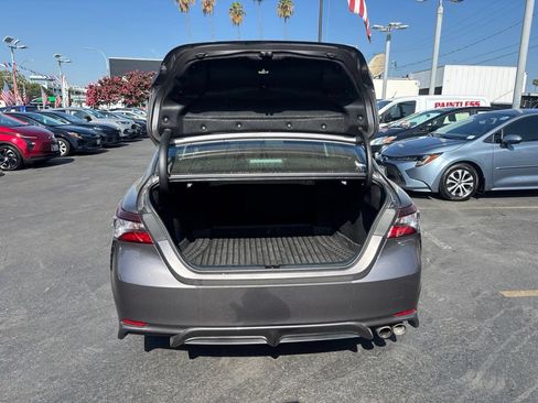 Used 2024 Toyota Camry SE FWD image 10