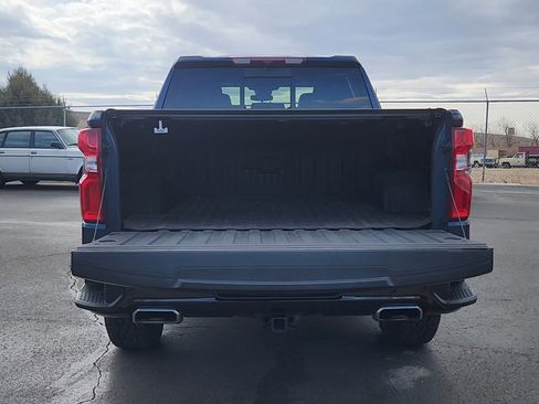 Used 2022 Chevrolet Silverado 1500 LT Trail Boss w/ LT Trail Boss Premium Package image 18