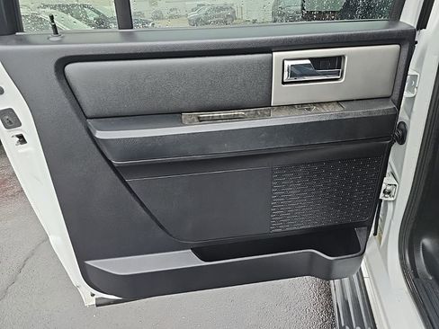 Used 2017 Ford Expedition EL Limited image 37