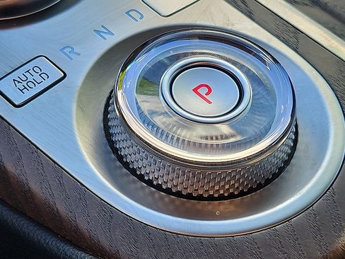 Used 2023 Genesis G80 2.5T w/ Advanced Package image 15