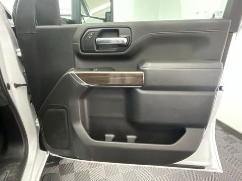 Used 2023 Chevrolet Silverado 2500 LT w/ Convenience Package AWD/4WD image 11