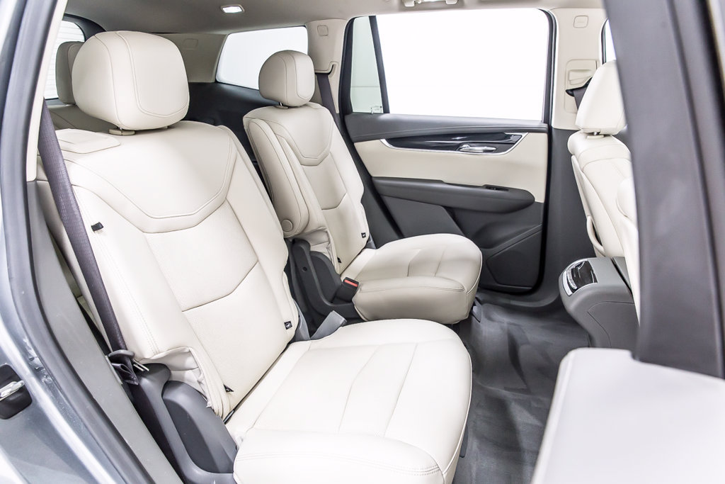 Used 2022 Cadillac XT6 Premium Luxury FWD image 34