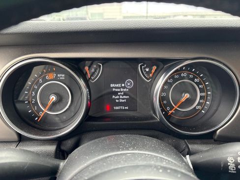 Used 2020 Jeep Wrangler Unlimited Sport AWD/4WD image 9