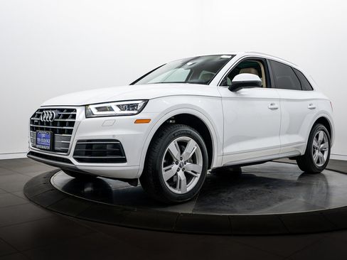 Used 2019 Audi Q5 2.0T Premium Plus w/ Premium Plus Package image 7
