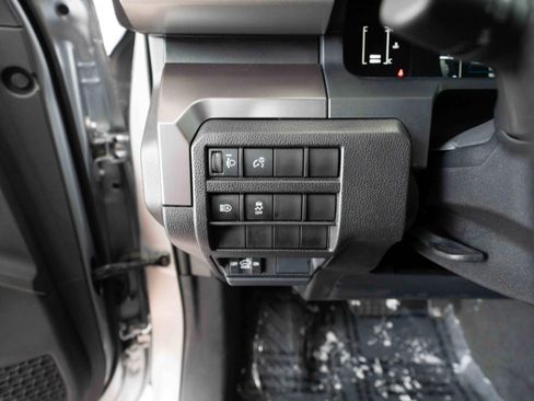 Certified 2024 Toyota Tacoma SR5 image 12