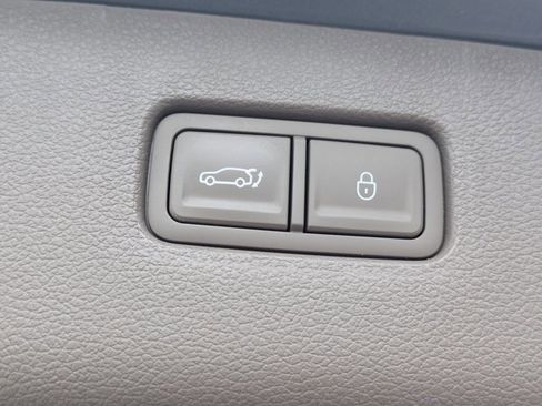 Used 2024 Genesis GV80 3.5T w/ Advanced Package image 34