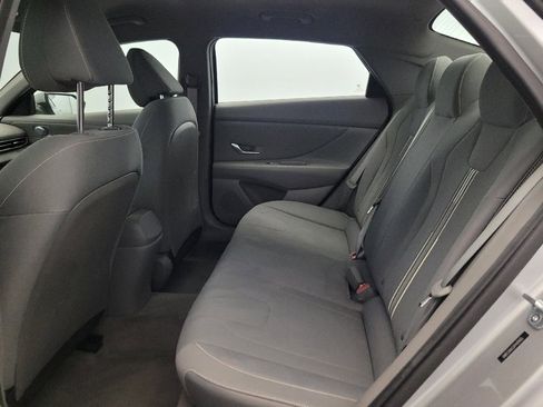 Used 2023 Hyundai Elantra SEL w/ Convenience Package FWD image 18