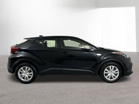 Used 2019 Toyota C-HR LE image 36