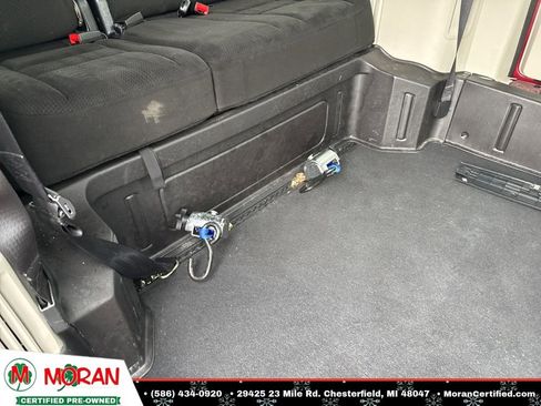 Used 2015 Dodge Grand Caravan SXT image 35