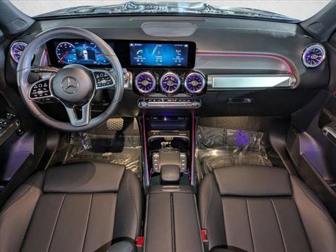 Certified 2022 Mercedes-Benz GLB 250 image 18