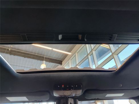 Used 2024 Mercedes-Benz G 63 AMG AMG G 63 image 8