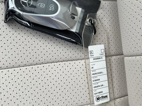 Certified 2025 Mercedes-Benz E 350 4MATIC Sedan image 38