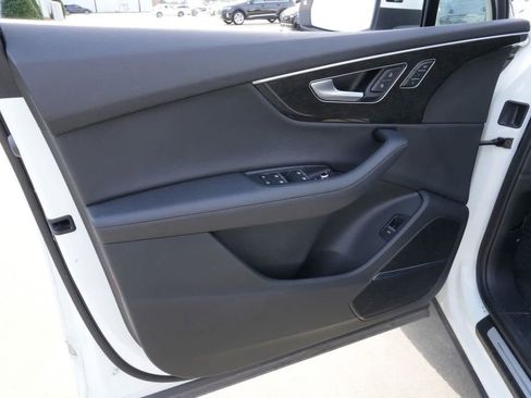 Used 2024 Audi Q7 3.0T Premium Plus image 18