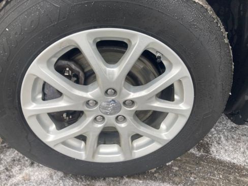 Used 2017 Jeep Cherokee Latitude image 37