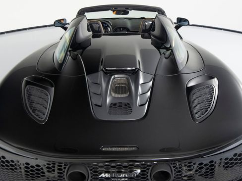 Used 2025 McLaren Artura Spider RWD image 42