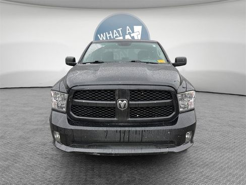 Used 2018 RAM 1500 Express w/ Express Value Package image 9