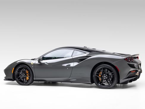 Certified 2022 Ferrari F8 Tributo RWD image 11