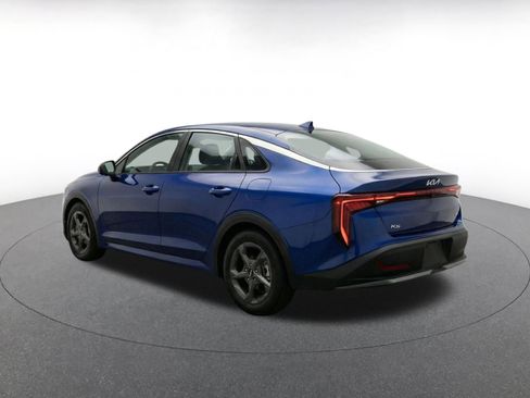 Used 2025 Kia K4 FWD image 7
