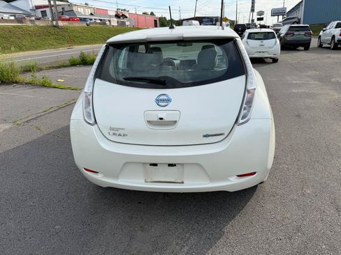 Used 2016 Nissan Leaf SV FWD image 6