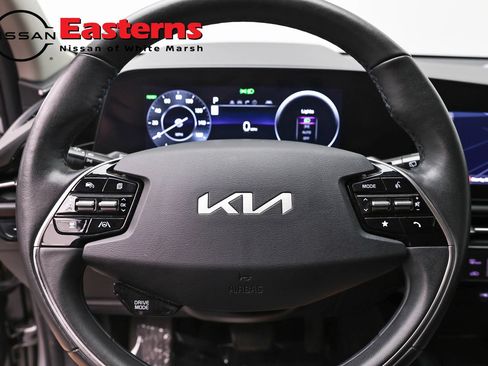 Used 2024 Kia Niro Wind w/ Wind Preserve Package FWD image 10