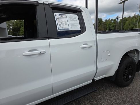 Used 2022 Chevrolet Silverado 1500 LT image 97