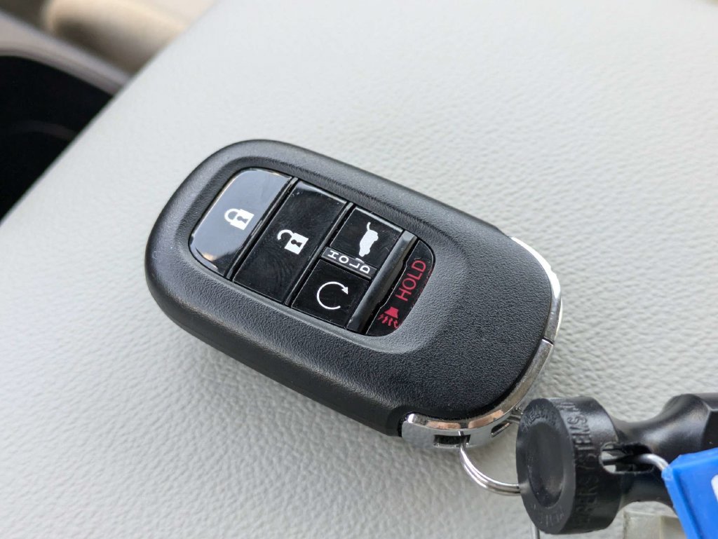 Used 2025 Honda CR-V EX-L image 29