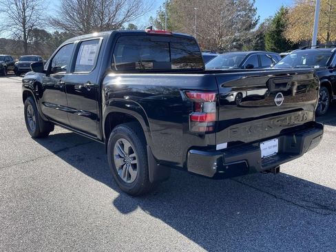New 2026 Nissan Frontier SV w/ SV Convenience Package RWD image 4