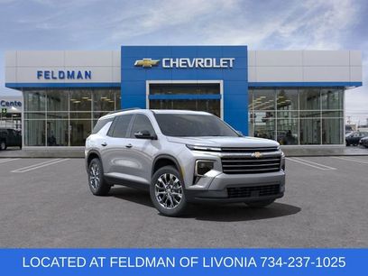 New 2025 Chevrolet Traverse LT w/ Sun and Wheel Package