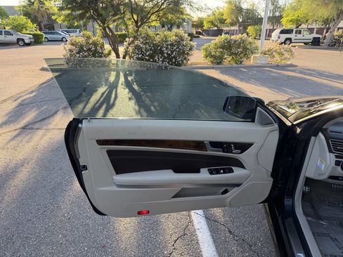 Used 2014 Mercedes-Benz E 550 Coupe image 8