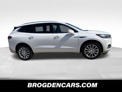 Used 2020 Buick Enclave Premium w/ Trailering Package, 5000 lbs. AWD/4WD image 2