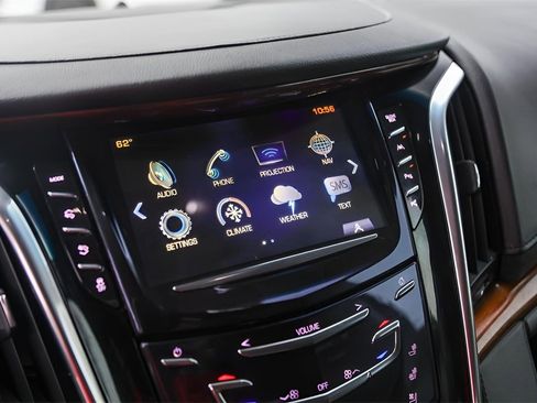 Used 2019 Cadillac Escalade Luxury image 19