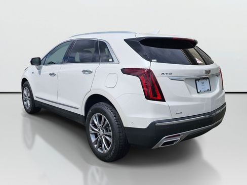 Certified 2023 Cadillac XT5 Premium Luxury w/ Technology Package AWD/4WD image 4
