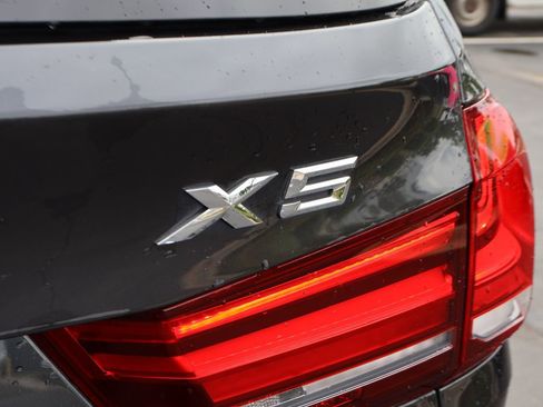 Used 2017 BMW X5 xDrive40e AWD/4WD image 11