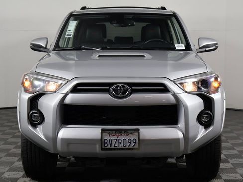 Used 2021 Toyota 4Runner TRD Off-Road Premium w/ Moonroof Package AWD/4WD image 2