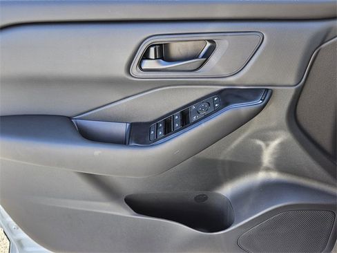 New 2026 Nissan Rogue S image 25